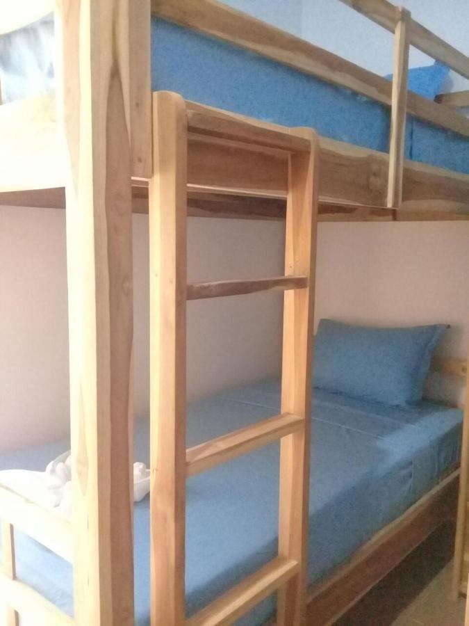 Turtle Island Homestay Санур Экстерьер фото